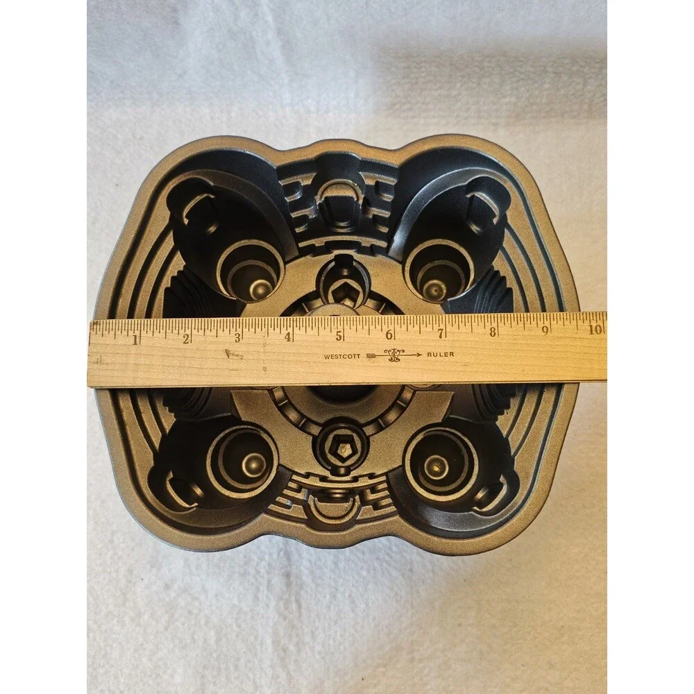 Vtg. Nordic Ware PALACE ROYALE Bundt Pan 10 Cup Silver Cast Aluminum 8